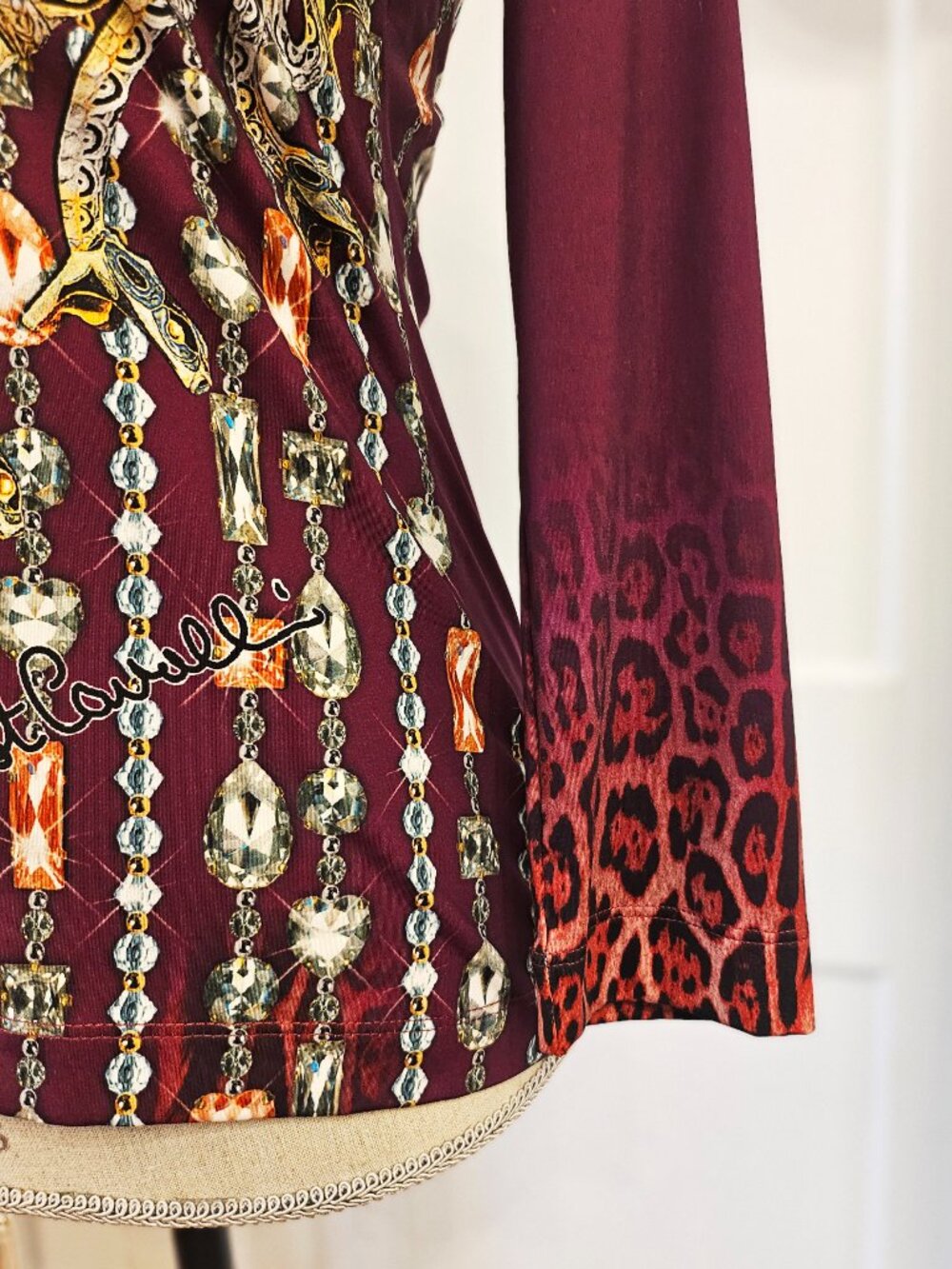 Just Cavalli burgundy printed stretch top, size M, NWT - Picture 10 of 16